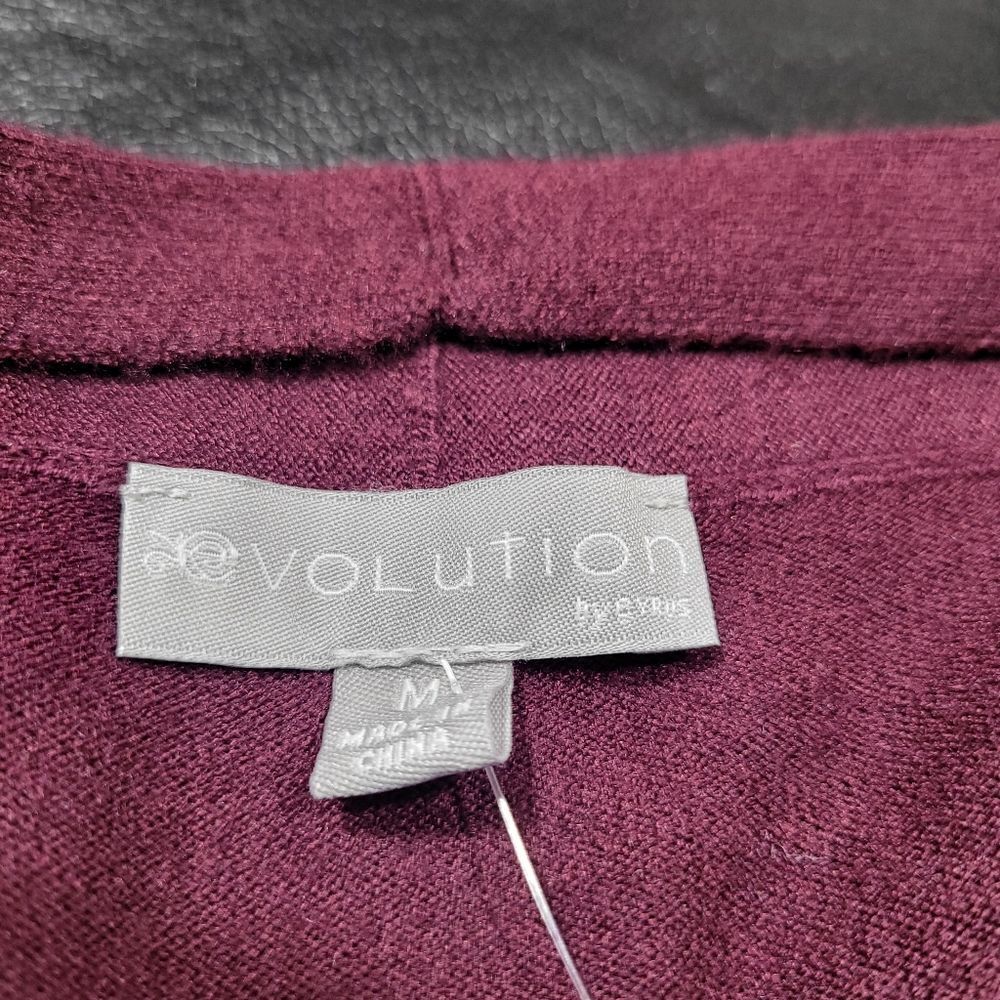 New Evolution Cardigan - Picture 7 of 8